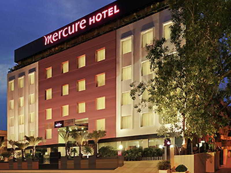 Royalton Hyderabad Abids Hotel Ngoại thất bức ảnh